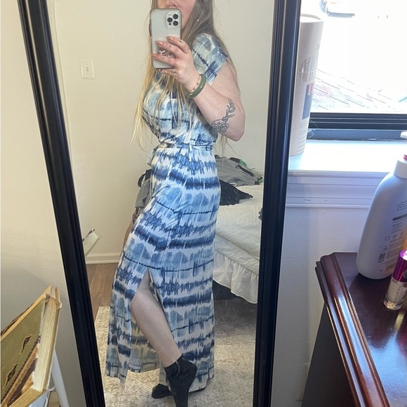 Veronica M Maxi Dress - Picture 5 of 6